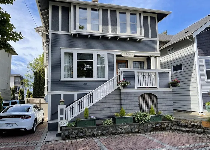 4 star hotel: Fisher House Victoria Bed And Breakfast