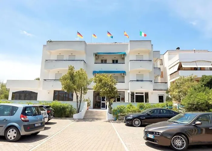 Dog friendly hotels Cristalda