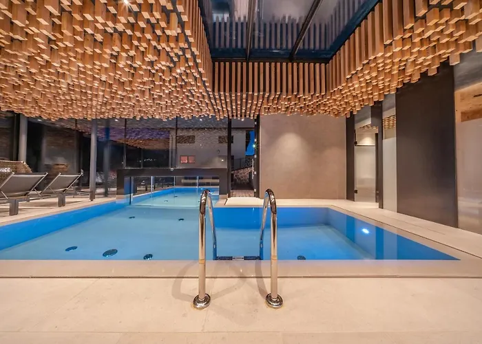 Hotel vicino al College: Gran Tubla