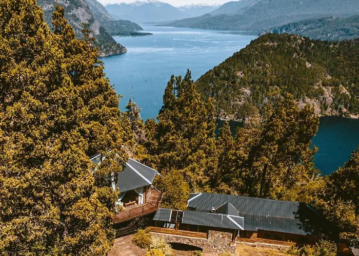 Arrayan Lake View Mountain Lodge & Casa De Te Arrayan