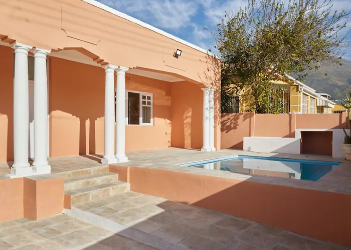 City Club Guesthouse