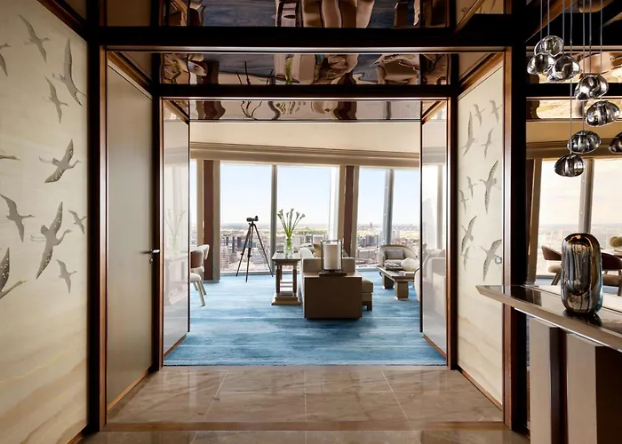 Hotel: Shangri-La The Shard, London