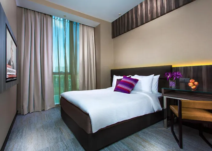 3 star hotel: Aqueen Hotel Paya Lebar