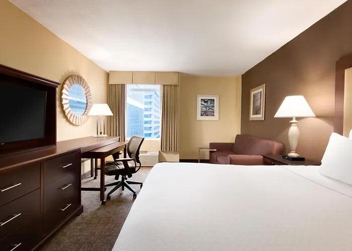 Family Hotel: Crowne Plaza Crystal City-Washington, D.C. By Ihg