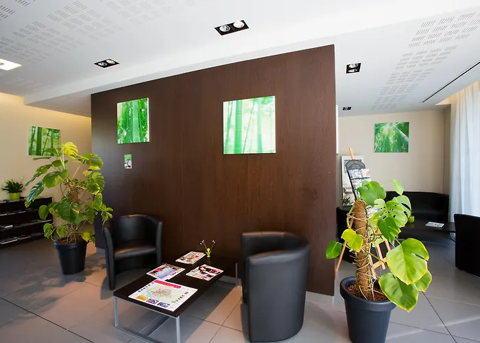 Perros hoteles Suites Pau – Zénith