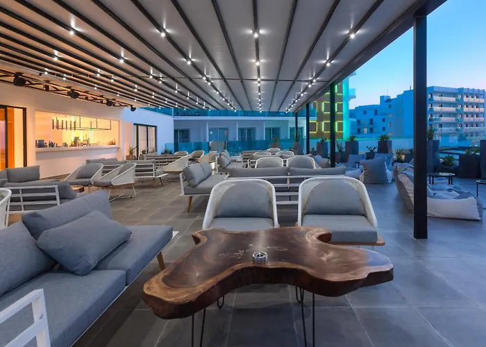The Blue Ivy Hotel & Suites (Adults Only)