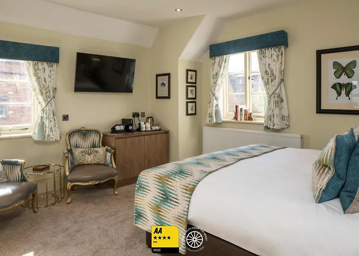 The Tudor House Hotel, Tewkesbury, Gloucestershire - The Coaching Inn Group