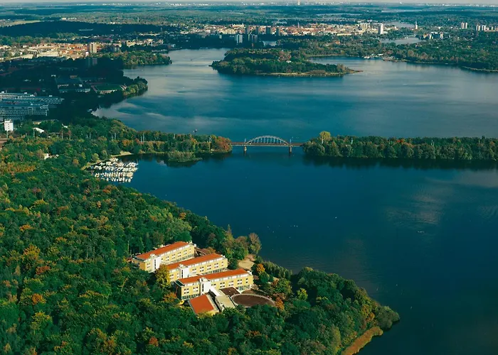 4 sterren hotel: Seminaris Seehotel Potsdam