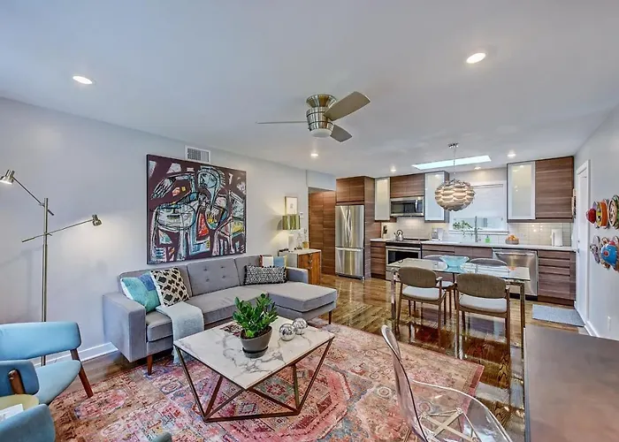 The Home Collection Clt: 510 Queens