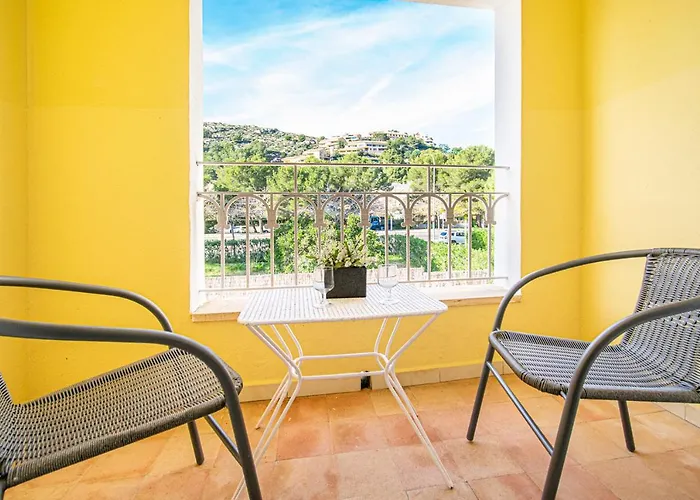 Apartamentos Falcó