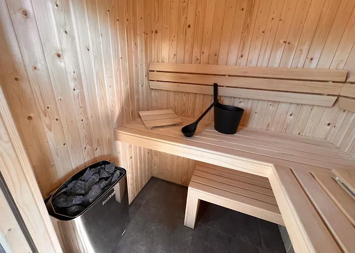 Luxe Op Vakantiepark De Koorn-Aar