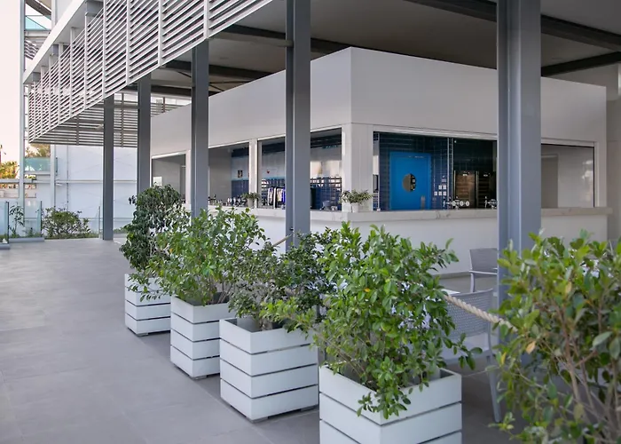 Asterias Beach Hotel