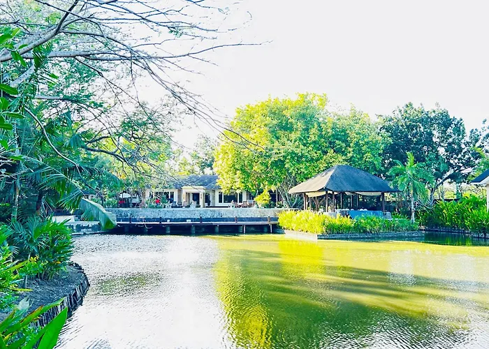 3 star hotels Sheridan Boutique Resort Iloilo