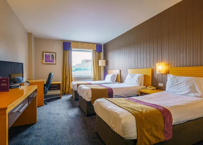 City Hotel