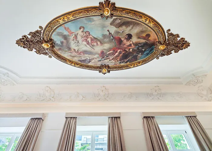 Family Hotel: Palacio Gran Via, A Royal Hideaway Hotel