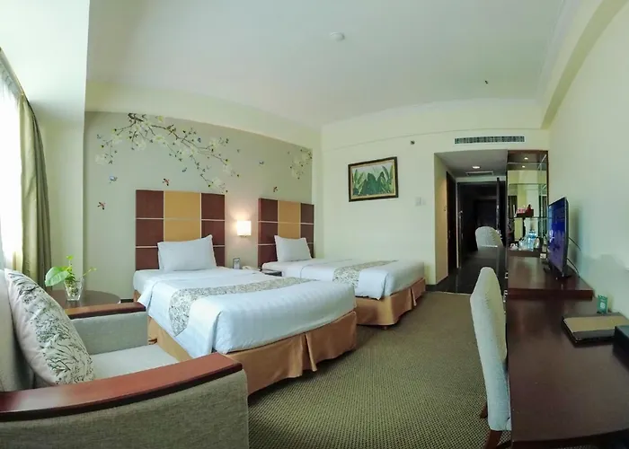 Emerald Garden International Hotel
