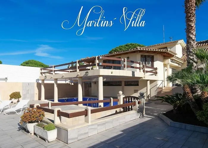  Martin 'S . House On The Beach With Pool