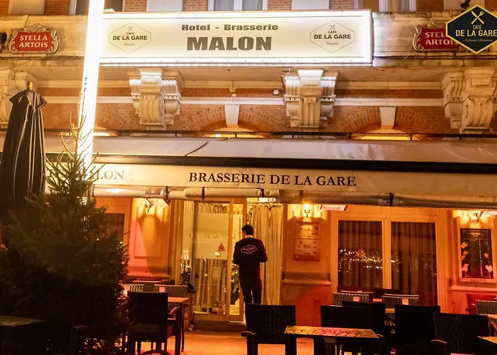 Luxury hotel only: Hotel Malon