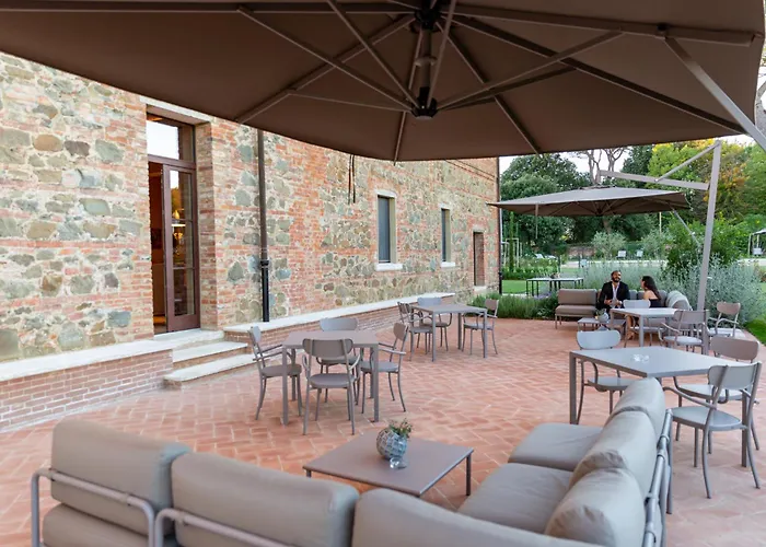 Luxury hotel only: Villa Svetoni Wine Resort