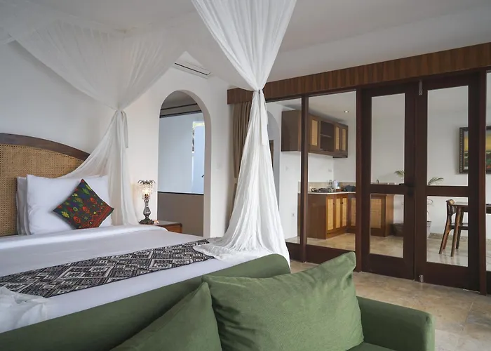 Ferienvermietung: Motama Villa