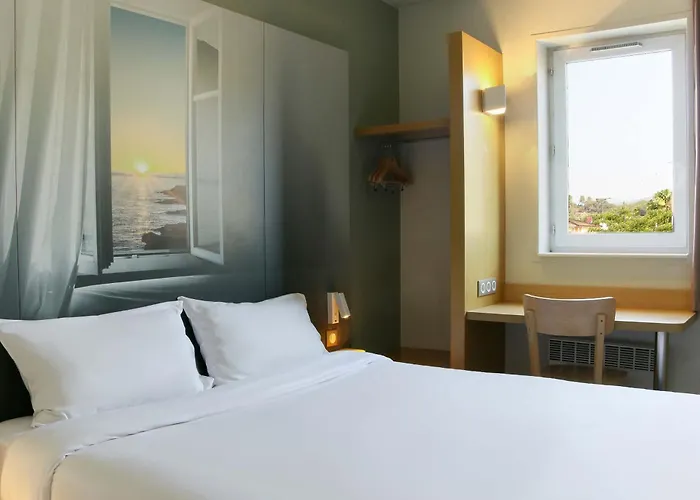 Animaux admis HOTEL Fréjus