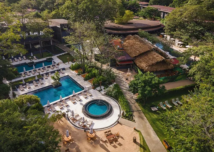 Romantic hotel: El Mangroove Papagayo, Autograph Collection