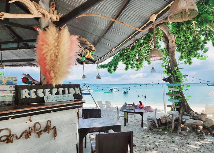 Minnie Seaview Resort