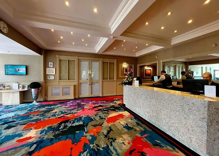 Flannery'S Hotel