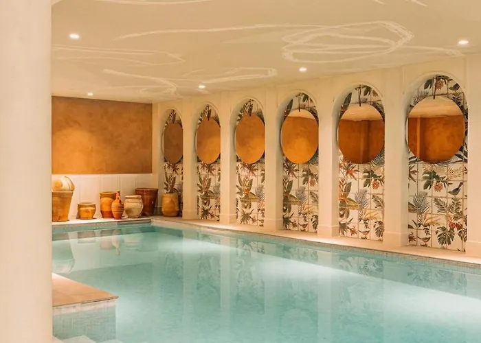 Bloom House & Spa