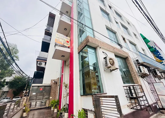 Hotels with a view Park Pride Pitampura New Delhi, Couple Friendly