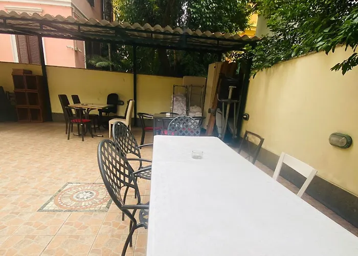 Hotel cerca del colegio: Villa Luzzatti