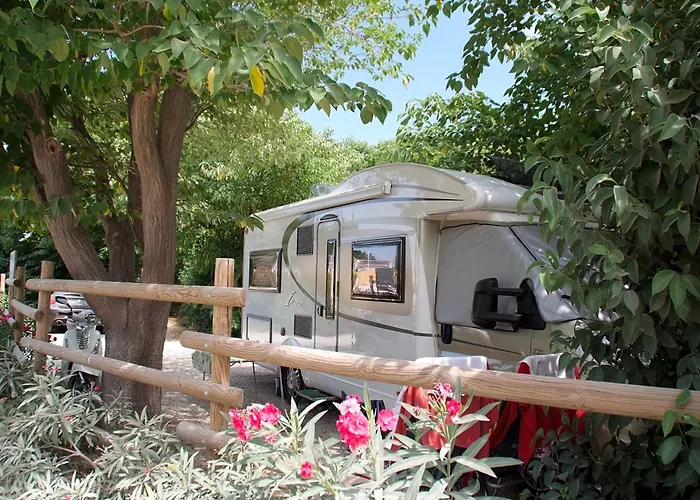 Camping L' Arlesienne