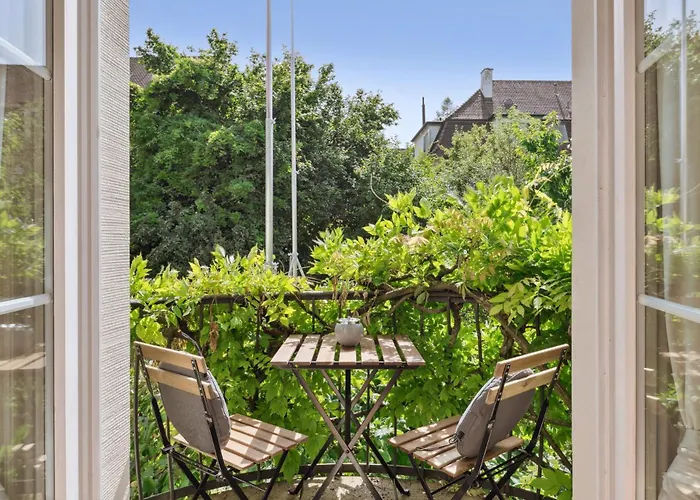 Centrally Located House With Garden