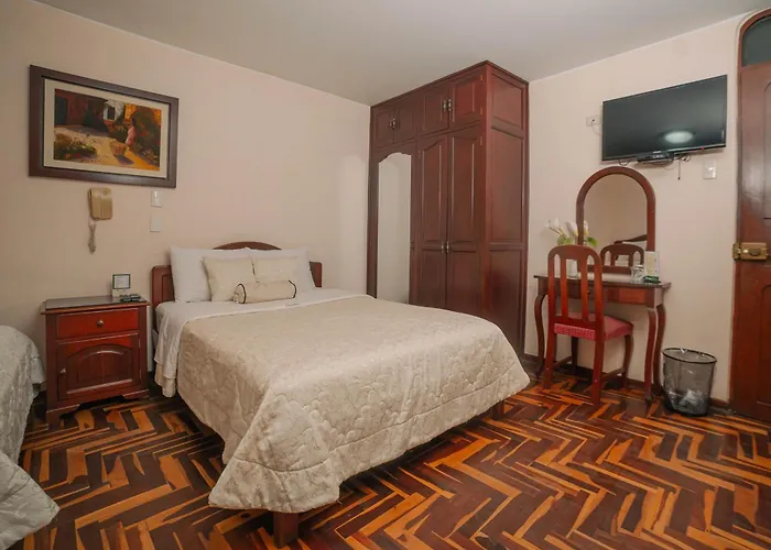 Cheap hotel: Hotel Torre Norte