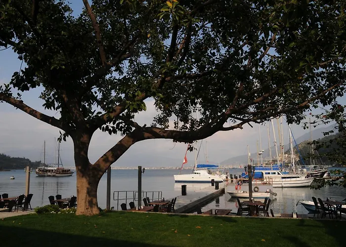 Hotel with pool: Marina Boutique Hotel