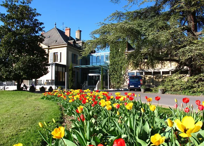 Le Cenacle