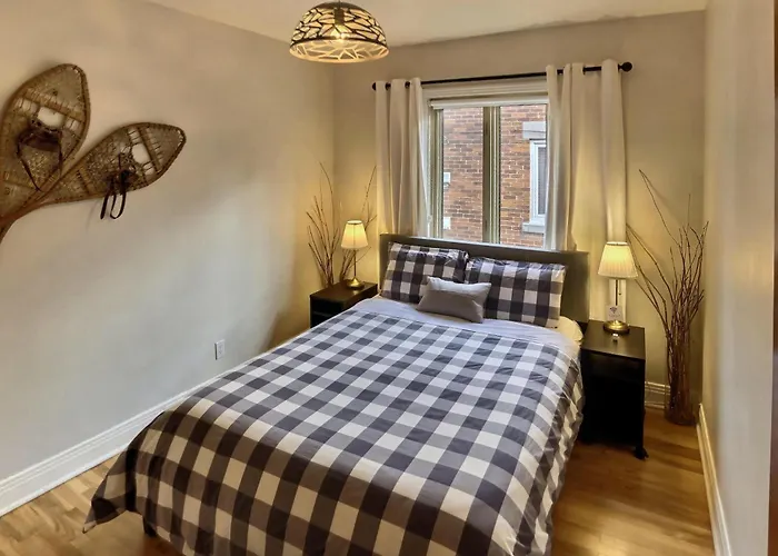 Guests house Gite Du Survenant Montreal