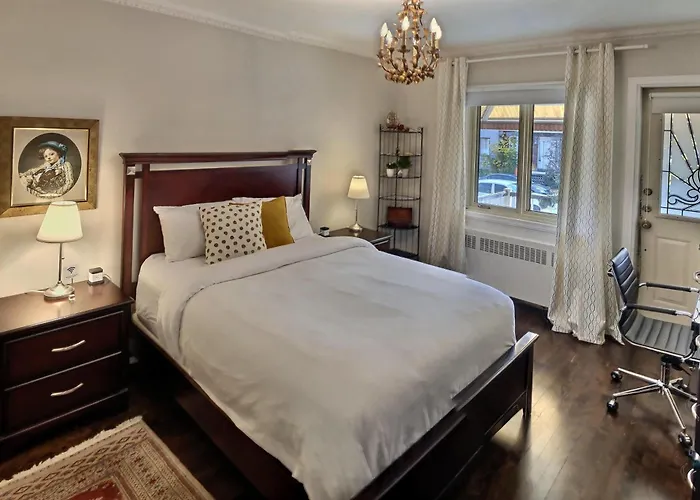 Guests house Gite Du Survenant Montreal