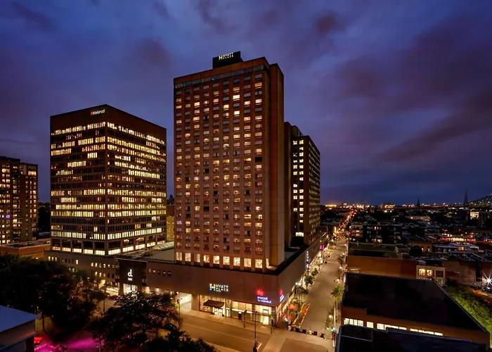 Pet Friendly hotel: Hyatt Place Montreal - Downtown