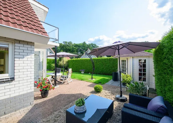 Heerlijk Vakantiehuis Nabij Zwembad En Golfbaan