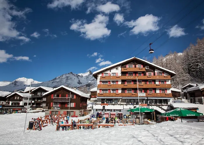 Hotel The Larix Ski-In Ski-Out