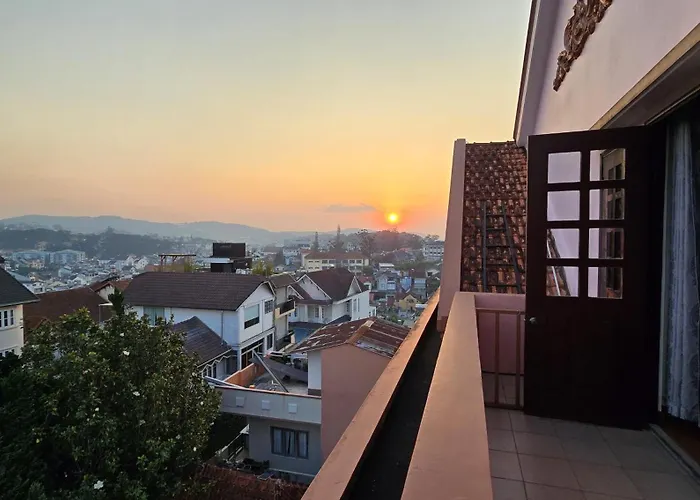 Villa Pink House