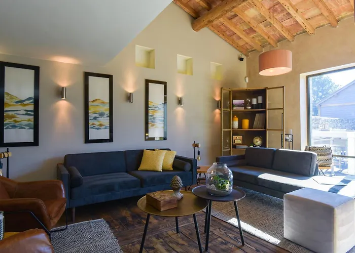 Hôtel accueillant les animaux: Domaine la Pierre Blanche