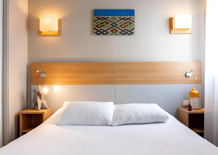 3 star hotel: Aparthotel Adagio Access Dijon Republique