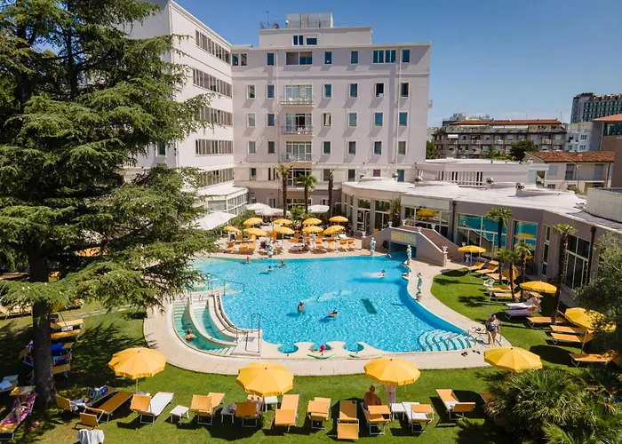 Hotel con golf: Hotel Terme Helvetia