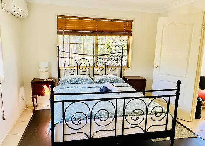 Cheap hotels Granny Flat