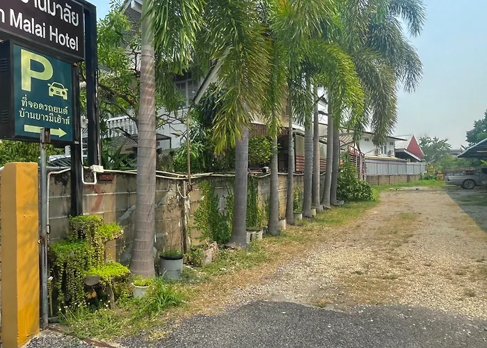 Baan Baramee House