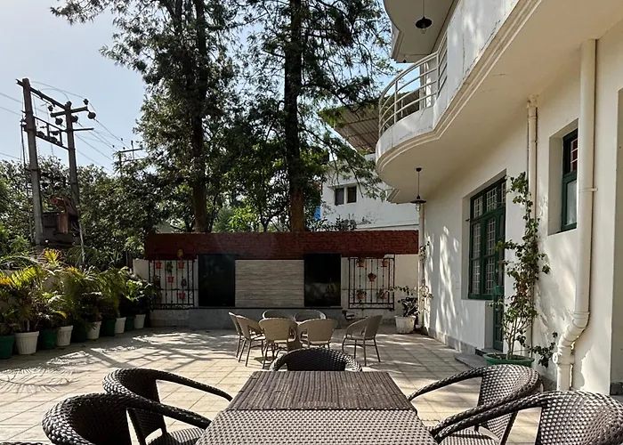 Pet Friendly hotel: 15 Verandah