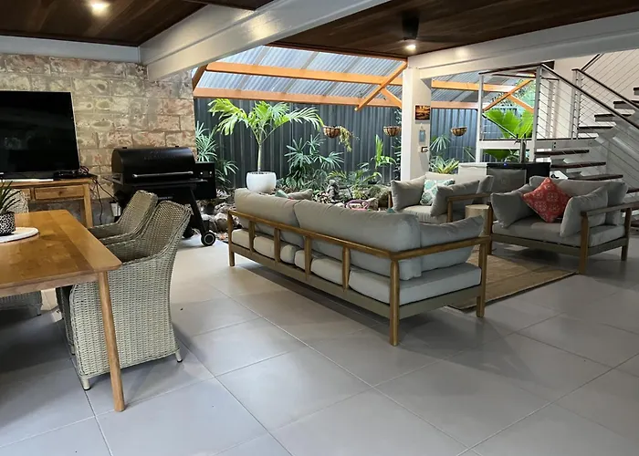 Rainforest Studio With Pool