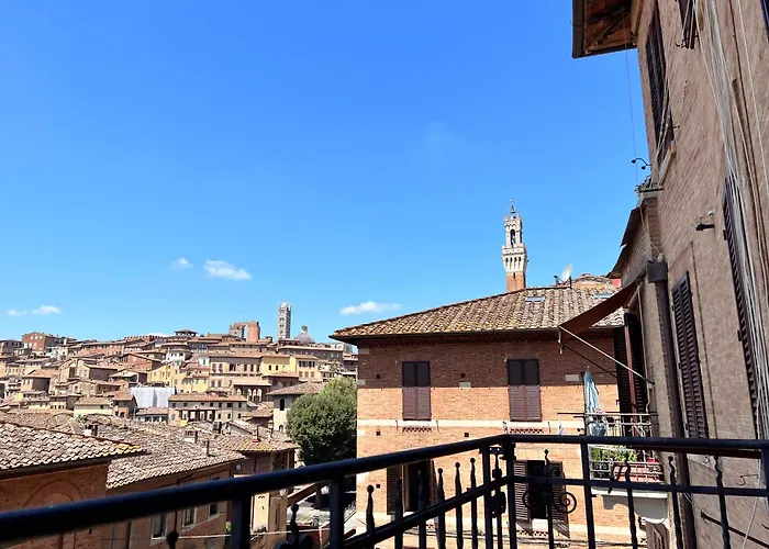 Vicolo Dell'Oro